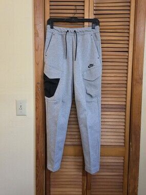 NWT Nike Men's Tapered Leg Jogger Pants Size XS